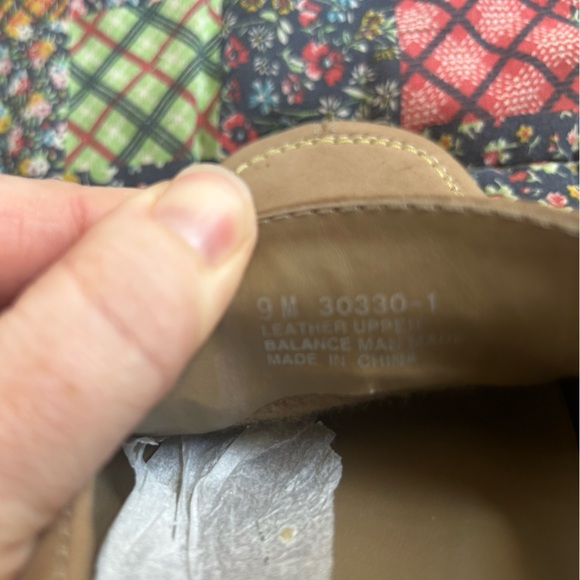 New size 9 Aerosoles Loafer Slip on leather shoes - Picture 5 of 5